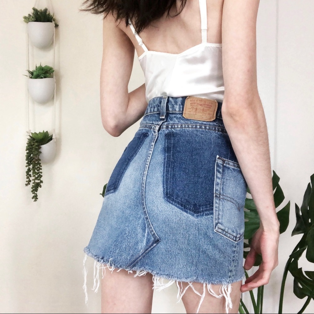 🌹Vtg Altered/Reworked Medium Wash Levis Skirt🌹